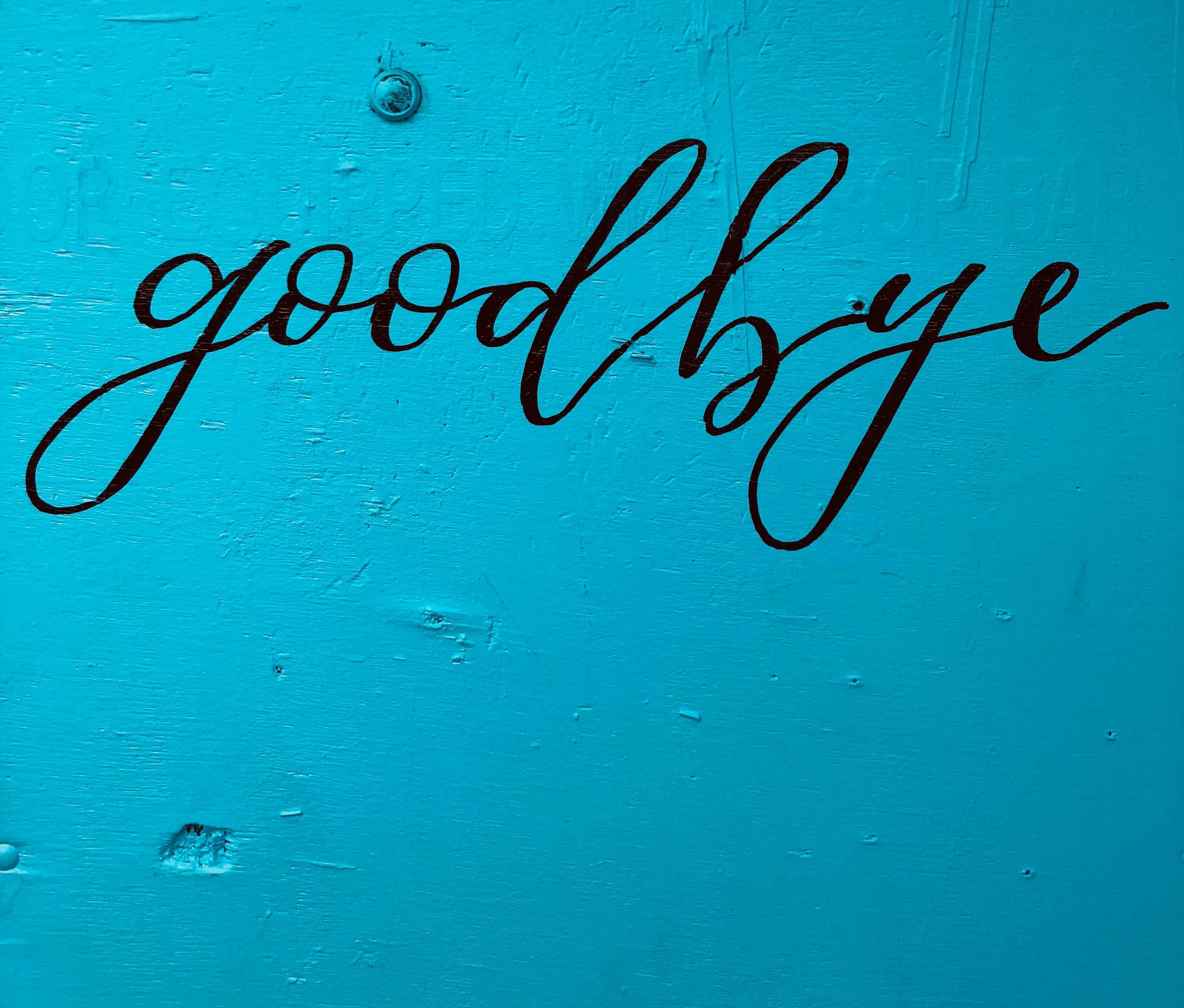 Person waving goodbye, representing the retirement of Cubit starter reports